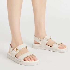 Steve Madden Mona sandals in Bone